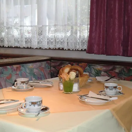 Garni Rudigier Guest house *