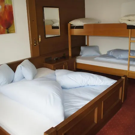 בית הארחה Garni Rudigier