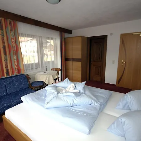 Garni Rudigier בית הארחה 3*