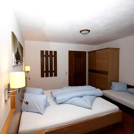 בית הארחה Garni Rudigier אישגל